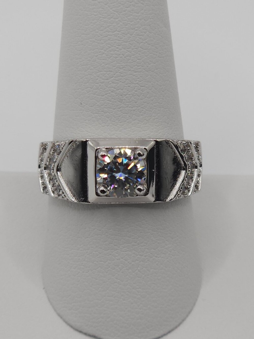 925 Sterling Silver 1ct Moissanite Men Signet Ring Size 10 GRA Certified - Picture 1 of 6